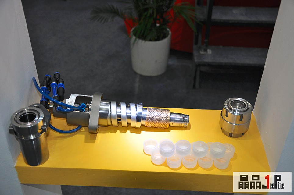 compression mould 3025 cap.jpg compression mould 3025 cap.jpg